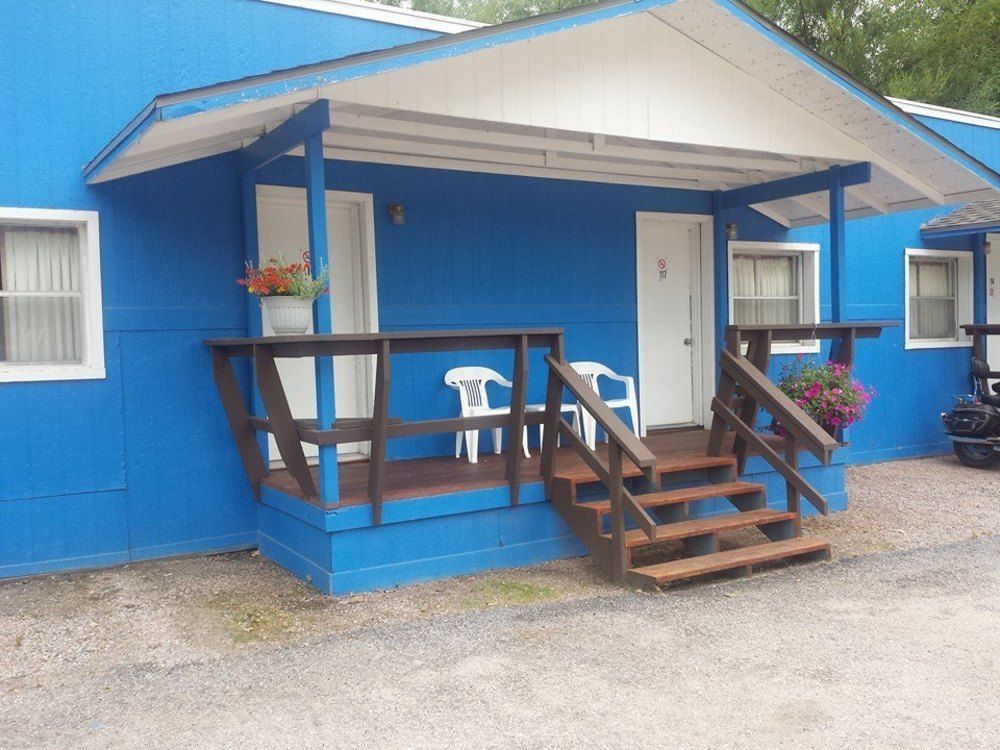 The Brookside Motel By Belvilla Keystone Near Mt Rushmore Motel Keystone